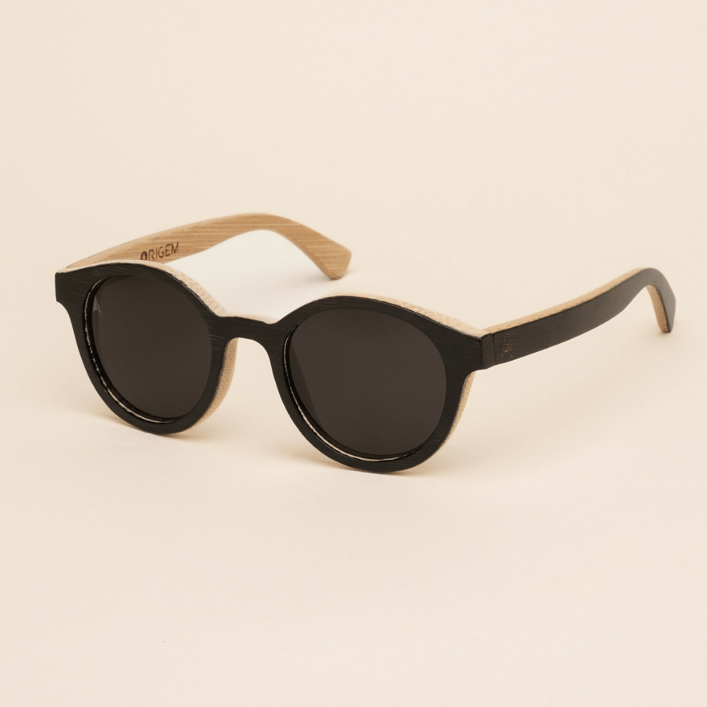 Peneda-Geres Black - round sunglasses sustainable black and light brown bamboo, grey polarized lenses - angle